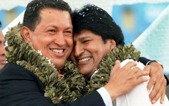 Моралес с Уго Чавесом