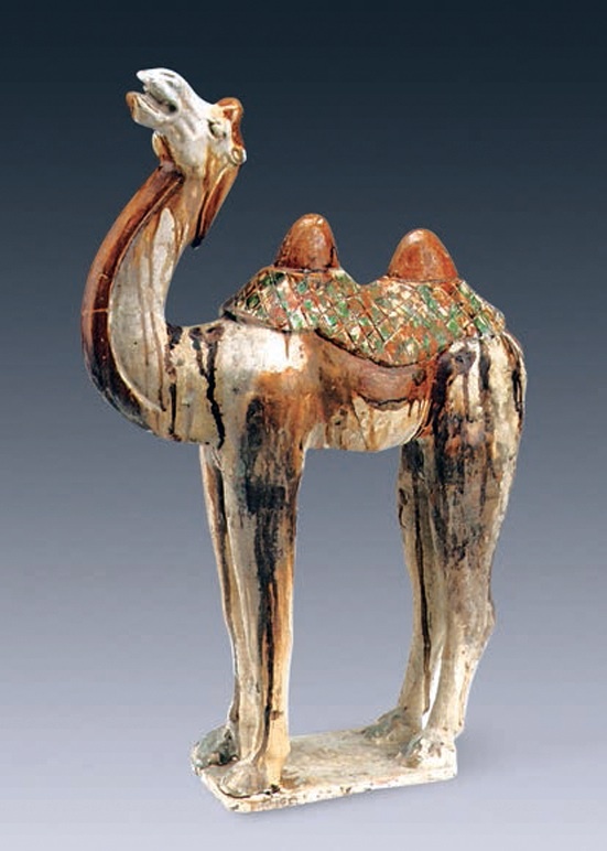 керамическая фигурка верблюда