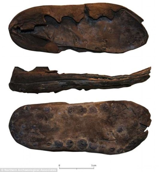 Кожаная римская обувь из раскопа