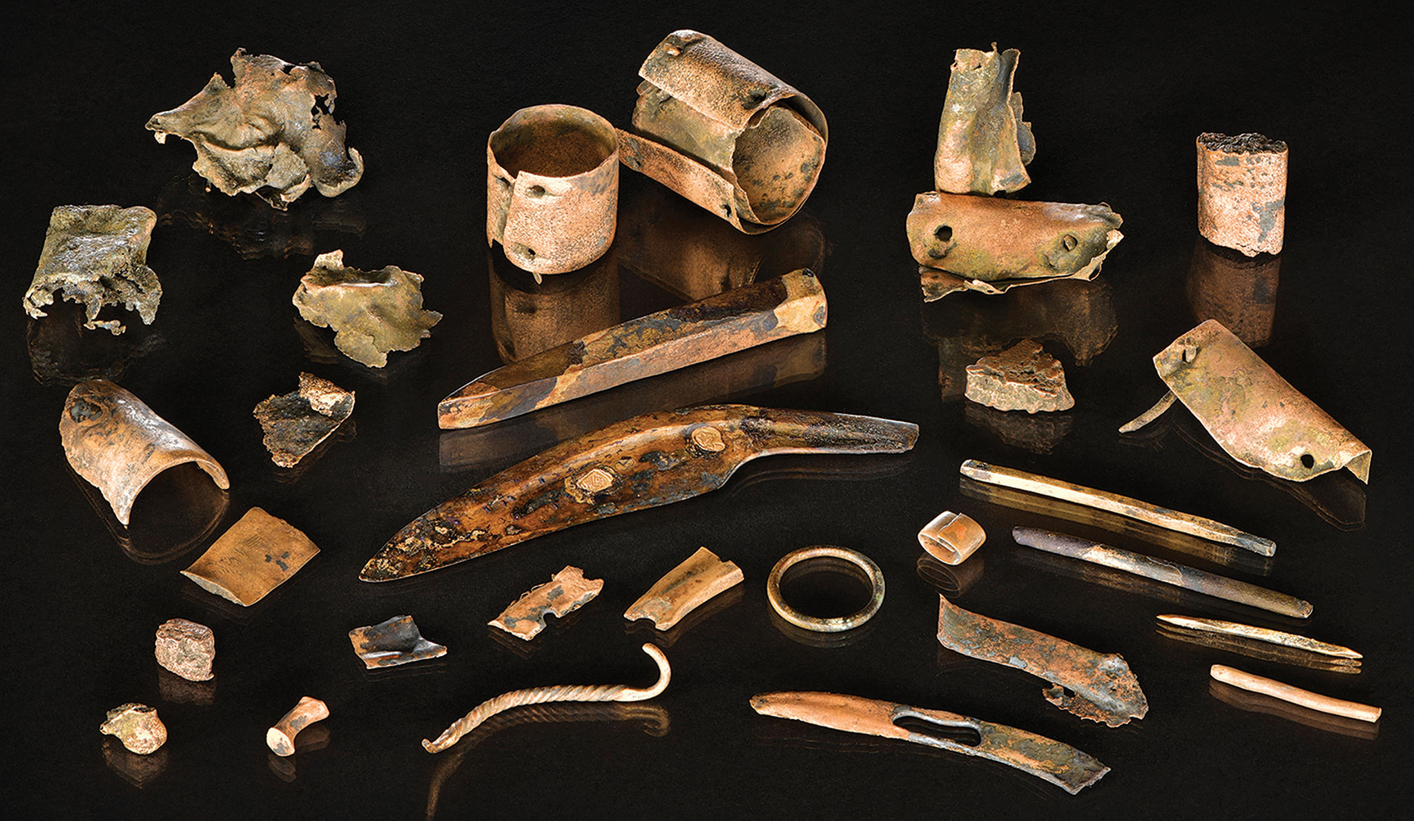 Находки предметов. Находки бронзового века в Толлензе. Археологические находки бронзового века. Толлензе битва бронзового века.
