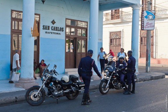 Полиция на Кубе. Источник: Travel.Ru