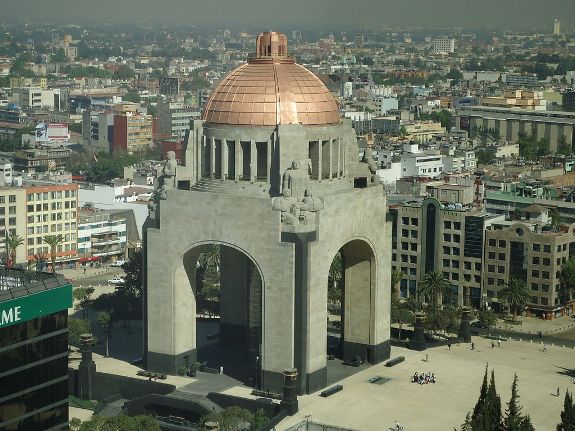 Памятник в честь 100-летия Мексиканской революции, Мехико