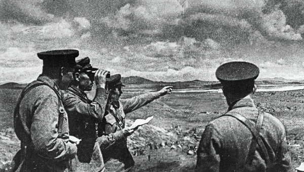 Советские командиры на берегу озера Хасан во время вторжения Японии. Фото 1938 г.