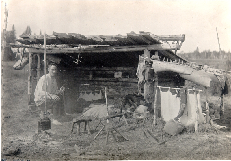Керчом. Верхневычегодские коми. Охотничья стоянка. Фото 1906 г.