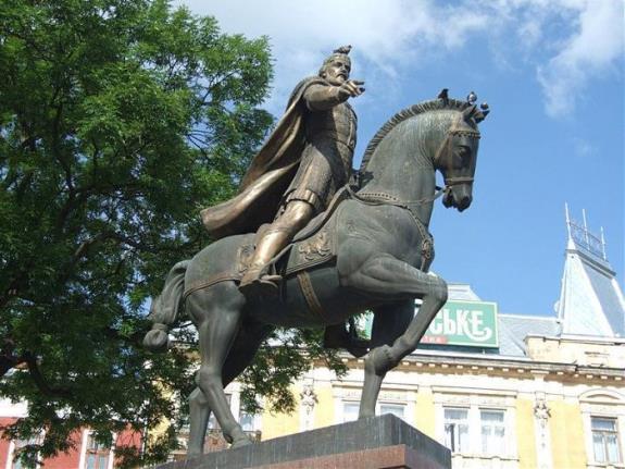 Памятник Даниилу Галицкому. Львов, Украина