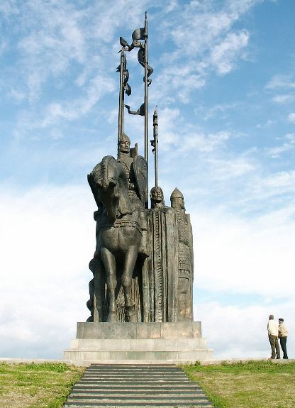 Памятник дружине Александра Невского на г. Соколиха во Пскове 