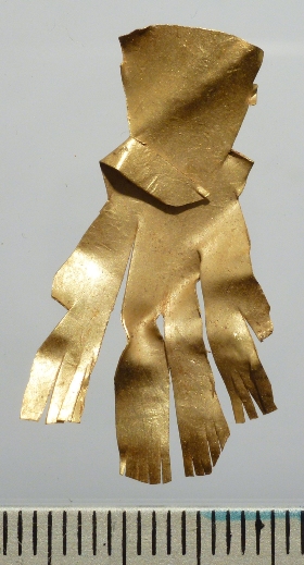 Фигурка из золотых пластин, найдена в январе 2012 г.