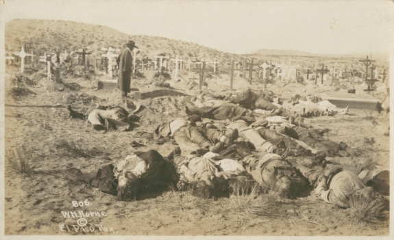 Тела погибших в одном из боев Мексиканской революции. Фото: 1913 г.