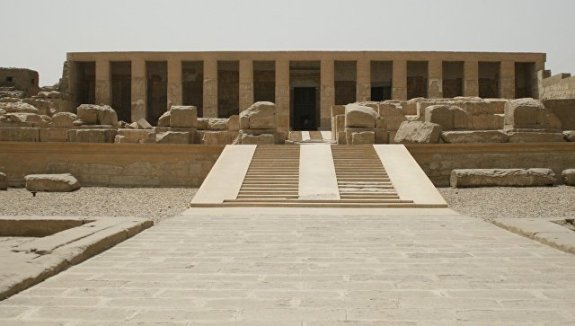 Поминальный храм Сети I в древнем Абидосе, Египет. © Фото: Steve F-E-Cameron