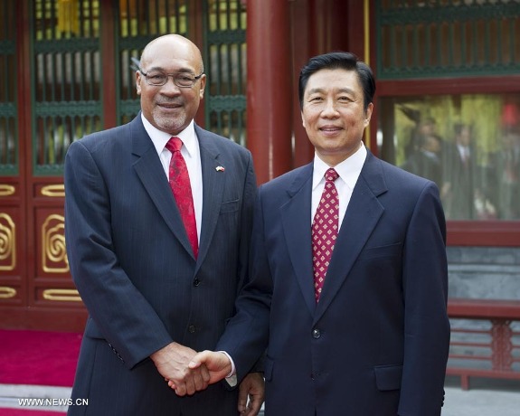 Заместитель председателя КНР Ли Юаньчао и президент Суринама Дези Баутерсе