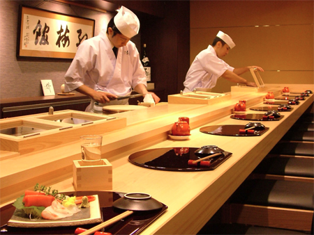 Приготовление суси в Японии