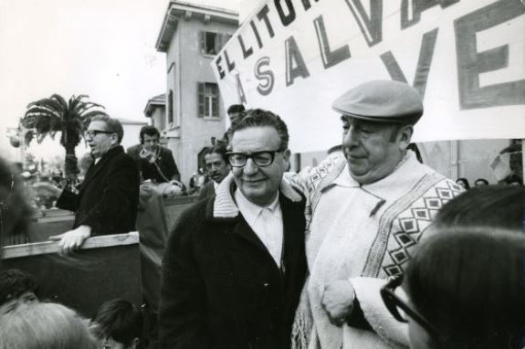 Сальвадор Альенде (слева) и Пабло Неруда