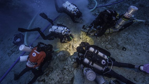 работа подводный археологов