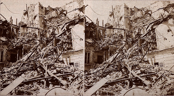 Неизвестный автор. Здания, разрушенные в Отёе во время Парижской коммуны. Стереоскопическая пара.