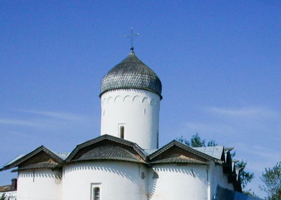 Церковь Жён Мироносиц. Новгород. 1510 г. «Лемеховое» покрытие купола